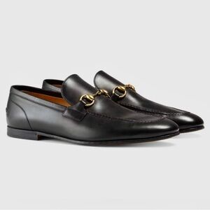 Gucci Jordaan Leather Loafers in Black w/ Gold Horsebits
